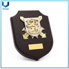 Medalla de oro de Qatar con embalaje de caja de regalo, personalice la placa de madera de diseño, medalla de metal militar con madera para regalos de souvenirs, bajo MOQ